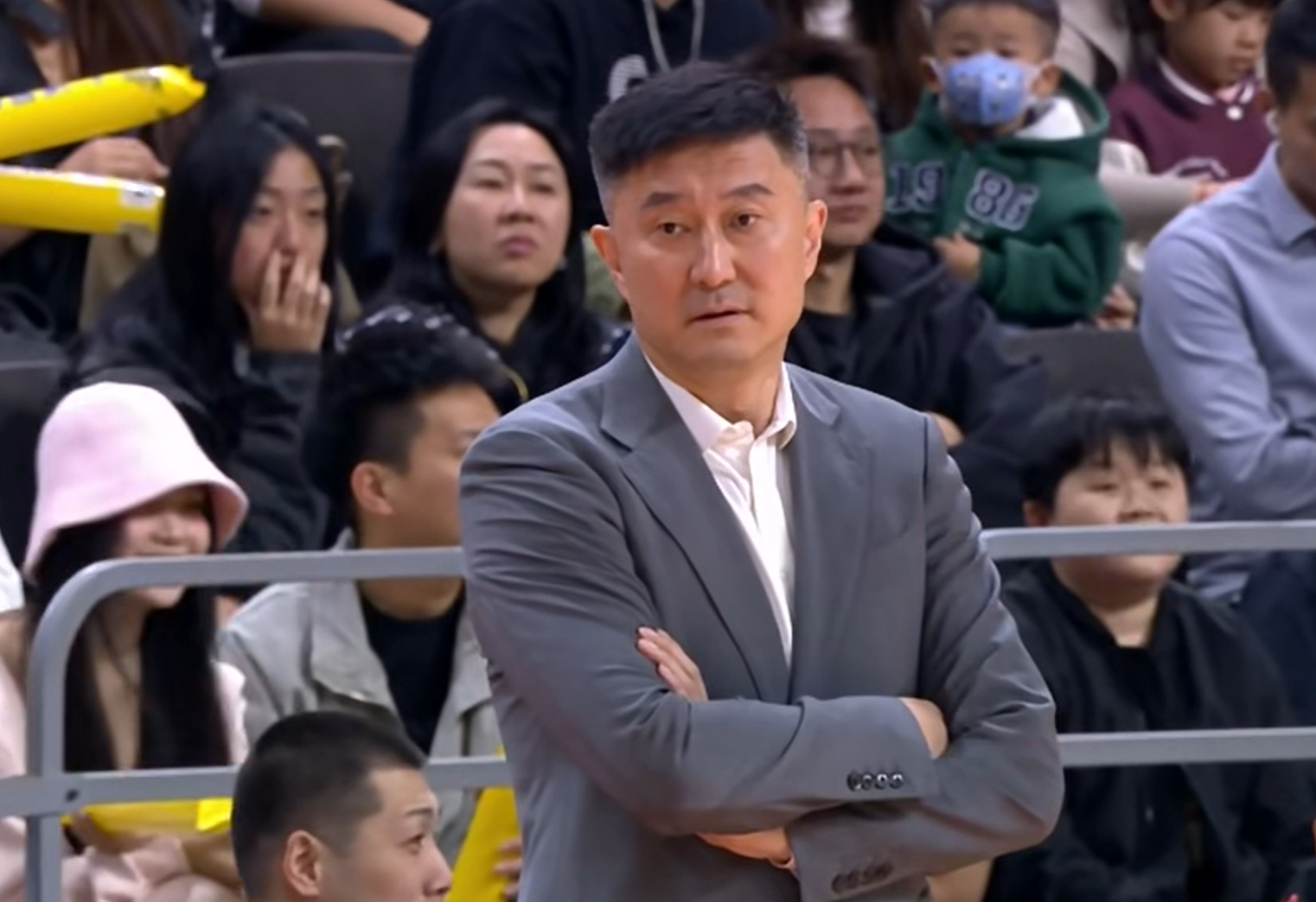 华体会体育官方入口-不是胡明轩,也不是徐杰!广东队输40分,有一人要负主要责任